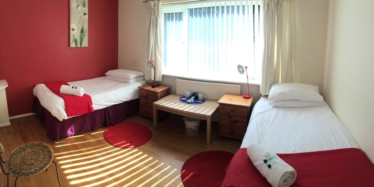 Red Lion Accommodation Abingdon-on-Thames Bagian luar foto